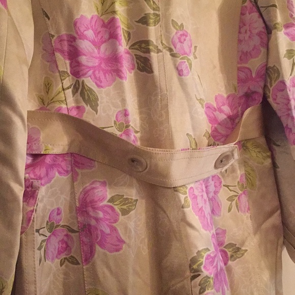 Banana Republic Spring Coat/Jacket - Picture 7 of 7